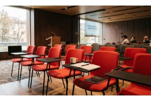Chaises de salle de réunion : types et principales différences