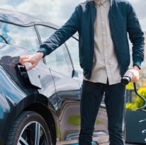 Stations de rechargement pour véhicules électriques