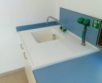 Éviers de laboratoire