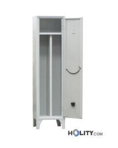 armoire-vestiaire-sale-et-propre-h28306