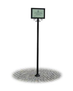 Panneau-informatif-de-design-pour-centre-historique-h28731