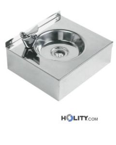 fontaine-avec-robinet-h21862