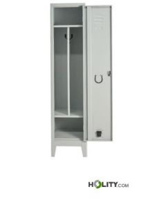 armoire-sale/propre-avec-étagères-h228-38