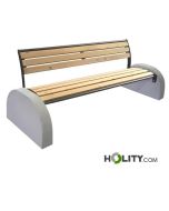 Banc-mobilier-urbain-avec-lattes-en-bois-et-béton-h10906