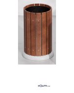 corbeille-pour-déchets-en-bois-avec-base-en-béton-h140148