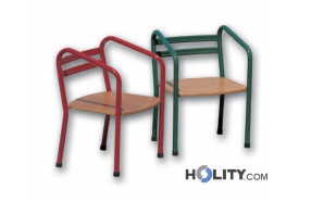chaise-pour-maternelle-avec-accoudoirs-en-bois-h17227