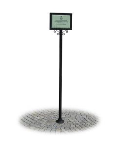 Panneau-informatif-de-design-pour-centre-historique-h28731