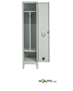 armoire-sale/propre-avec-étagères-h228-38