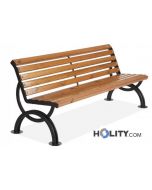 Banc-de-mobilier-urbain-avec-des-planches-en-bois-h14017